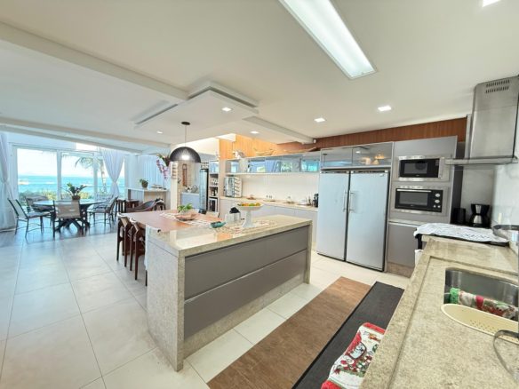 FRENTE MAR ZIMBROS (13) - Rocccoimob Imobiliária em Bombinhas