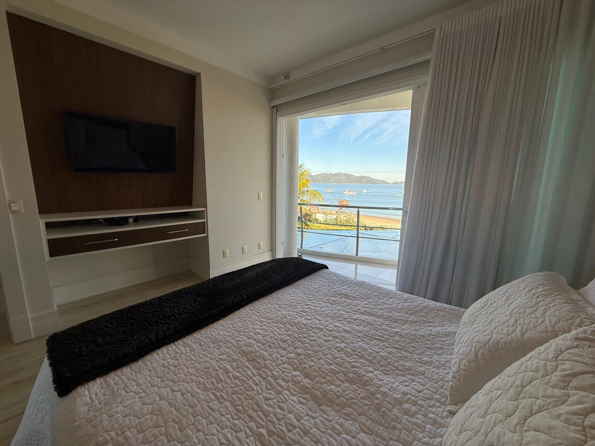 FRENTE MAR ZIMBROS (30) - Rocccoimob Imobiliária em Bombinhas