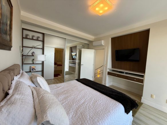 FRENTE MAR ZIMBROS (33) - Rocccoimob Imobiliária em Bombinhas