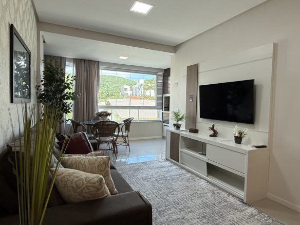 Furnished apartment for sale in MariscalIMG 4187 scaled - Rocccoimob Real Estate in Bombinhas