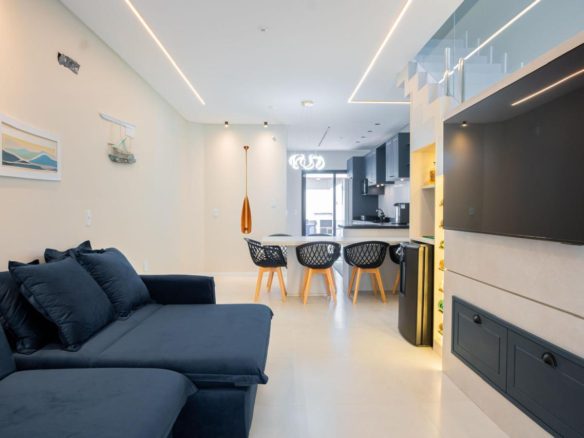 WhatsApp Image 2026 03 09 at 17.08.54 4 scaled - Rocccoimob Imobiliária em Bombinhas