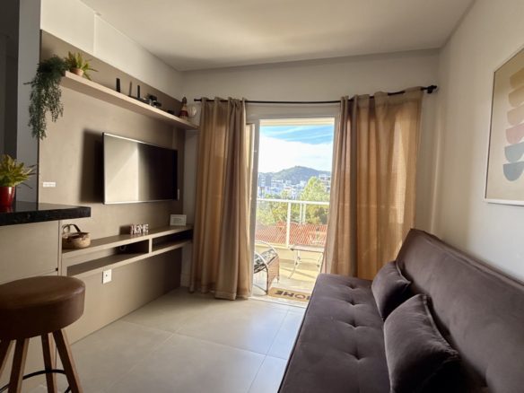 Apartamento mobiliado a venda na Praia do MariscalIMG 6098 scaled - Rocccoimob Imobiliária em Bombinhas