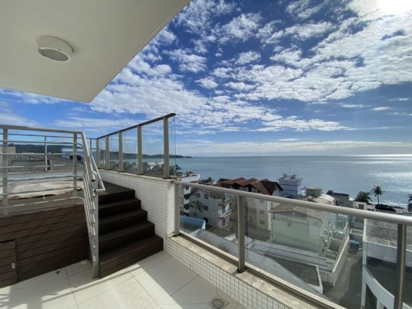 Apartamento na praia de bombinhas scaled - Rocccoimob Imobiliária em Bombinhas