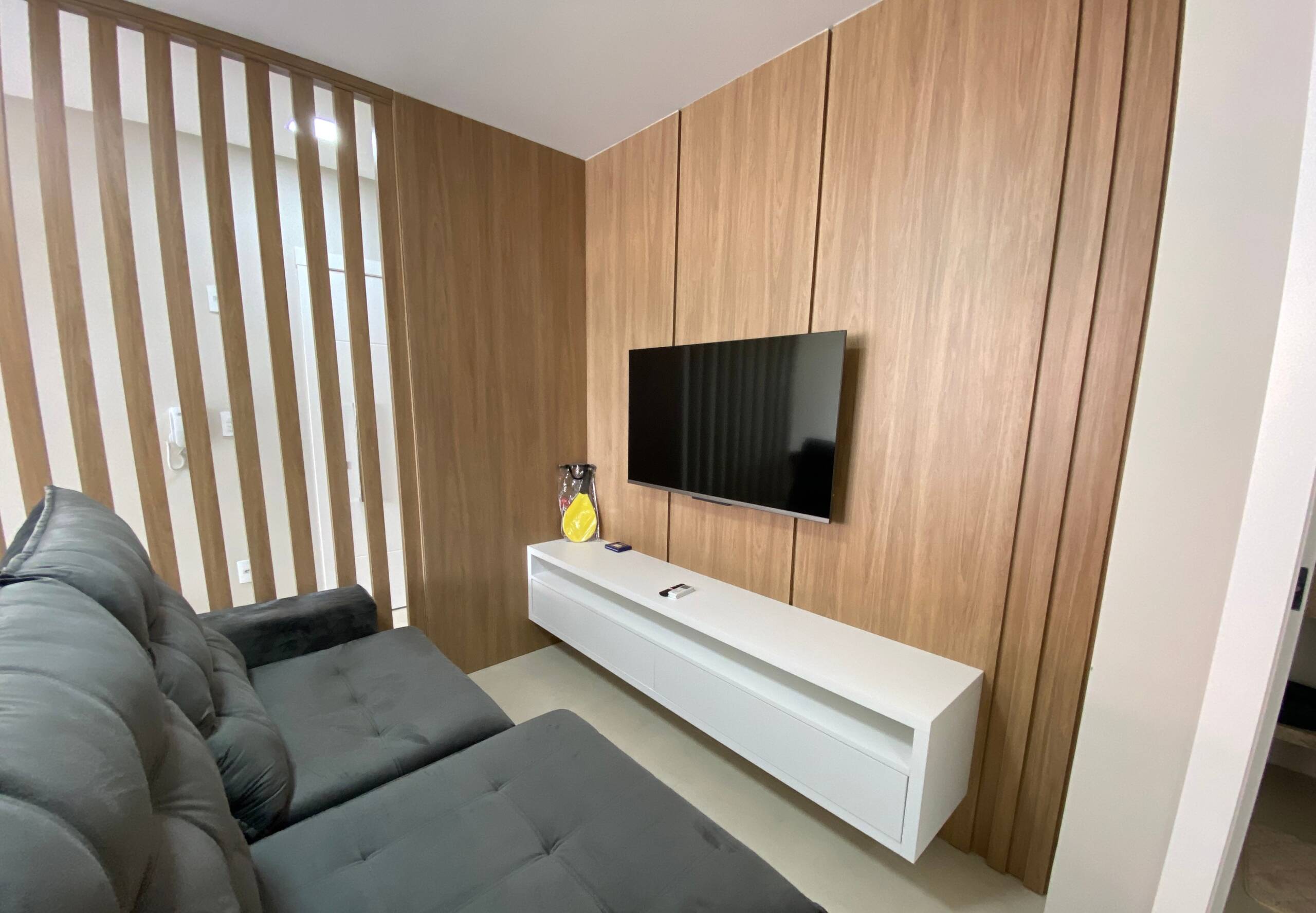 Imoveis a venda na praia do mariscal scaled - Rocccoimob Imobiliária em Bombinhas