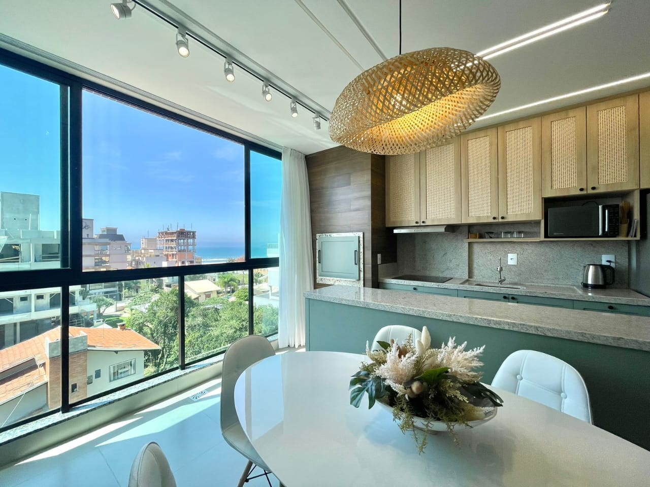 Comprar imoveis em bombinhas - Rocccoimob Imobiliária em Bombinhas