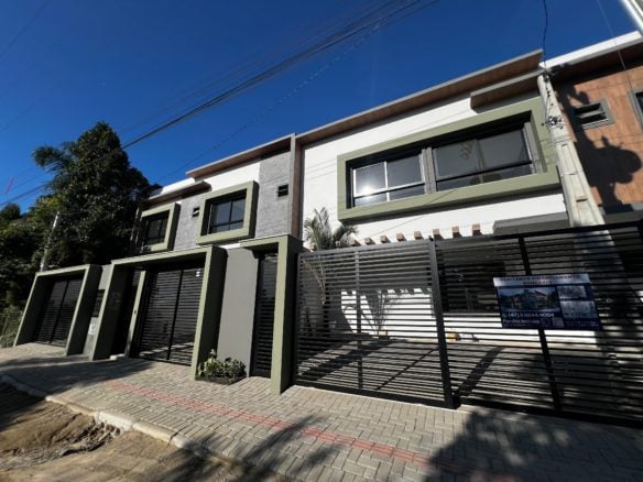 Imoveis a venda em Mariscal 2 scaled - Rocccoimob Imobiliária em Bombinhas