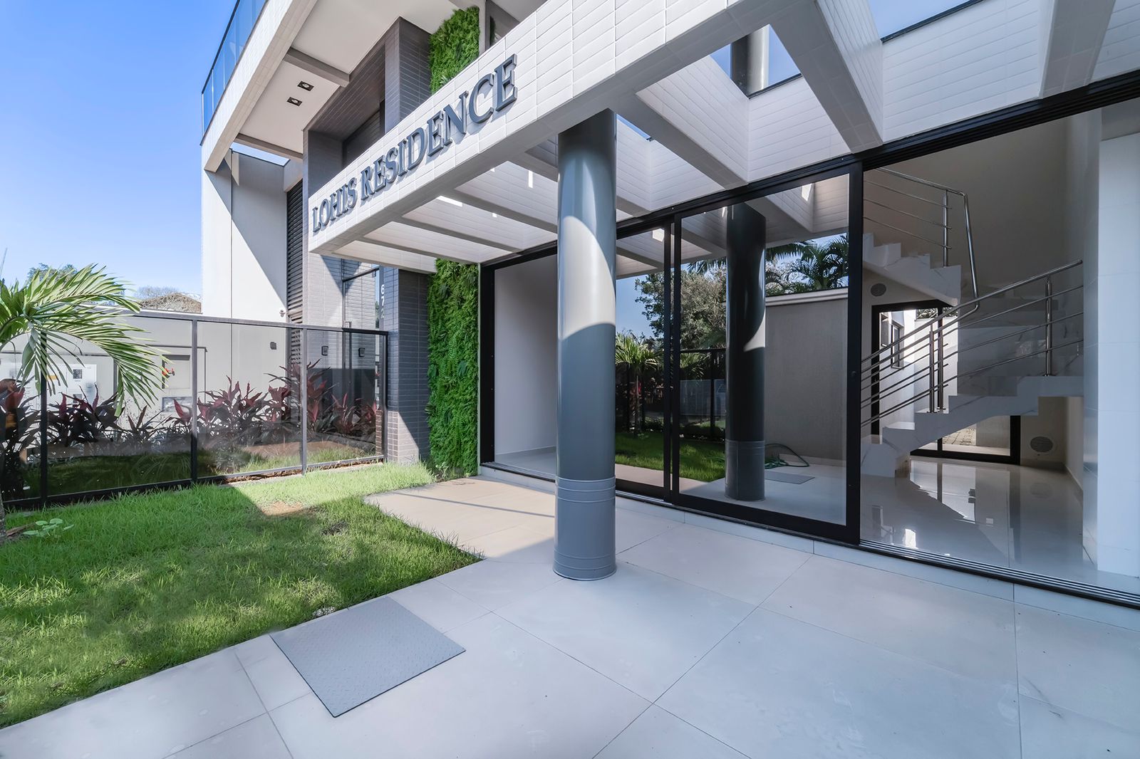 Apartamento a venda em Mariscal - Rocccoimob Imobiliária em Bombinhas