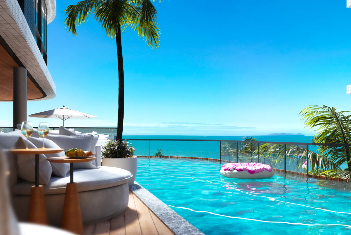 Piscina - Rocccoimob Imobiliária em Bombinhas