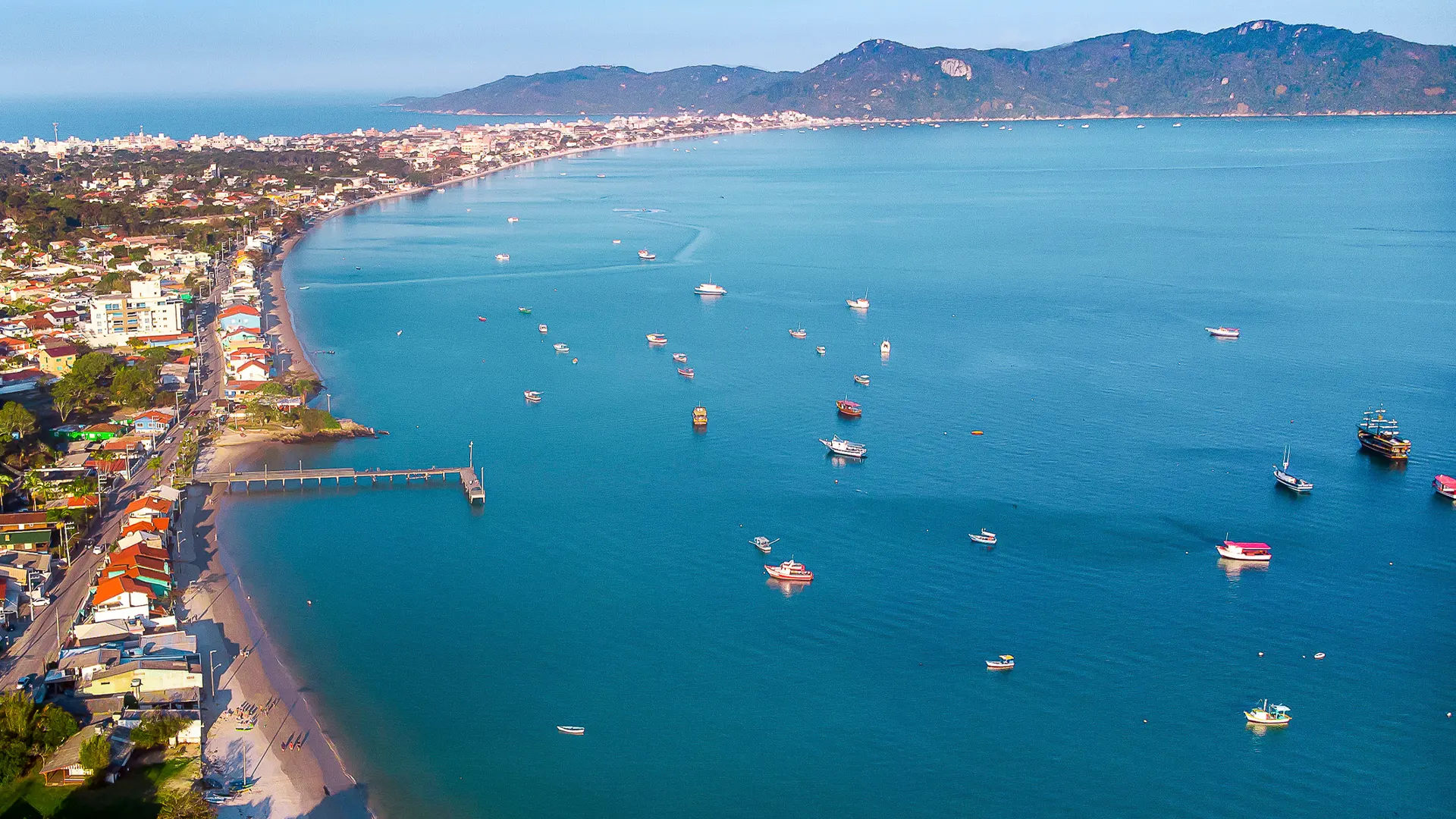 Passeio de barco - Rocccoimob Imobiliária em Bombinhas