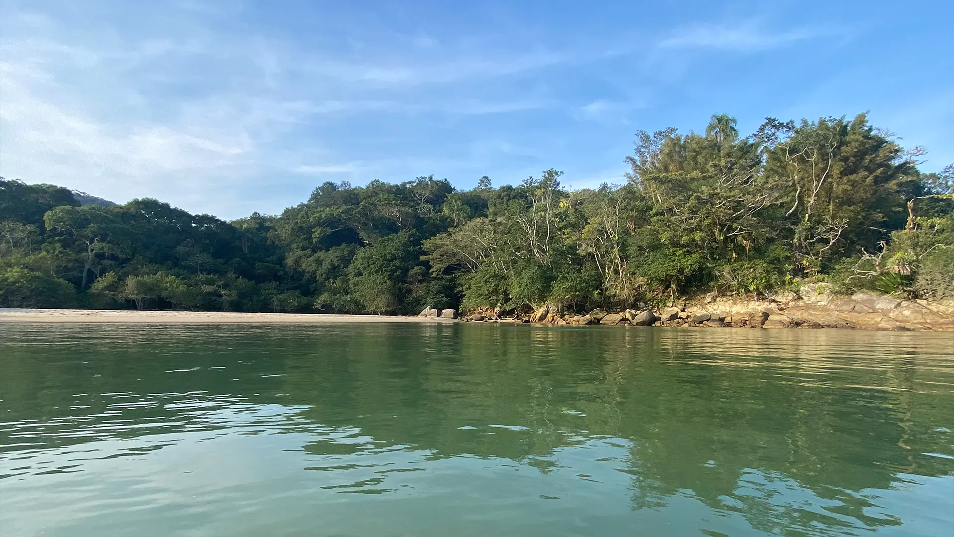 Praia Triste - Rocccoimob Imobiliária em Bombinhas