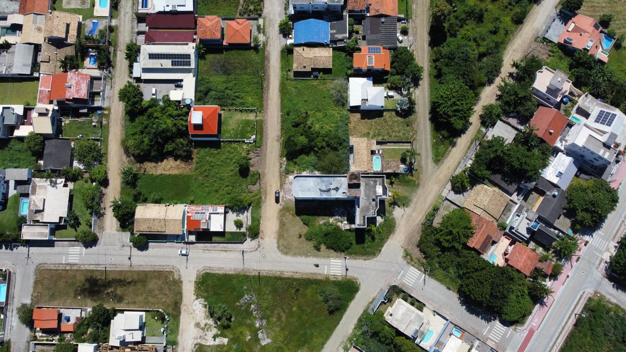 Terreno esquinero en venta en Canto Grande – Bombinhas / SC