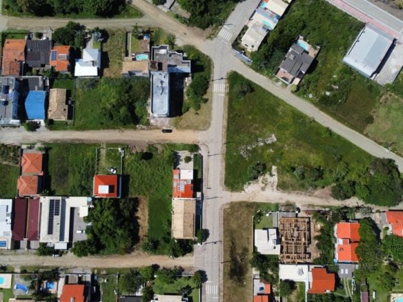 Terreno esquinero en venta en Canto Grande – Bombinhas / SC