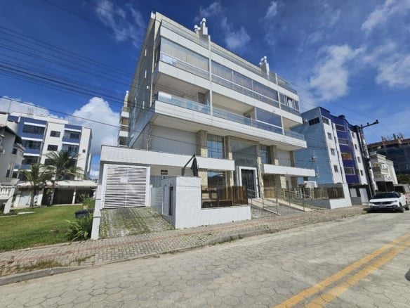 Apartment for Sale in Carmel Beach Residential – 2 Suites 150 Meters from the Sea in Mariscal