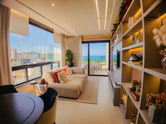 Cobertura de Alto Padrão com Vista Permanente para o Mar à Venda em Mariscal – Bombinhas (11) - Rocccoimob Imobiliária em Bombinhas