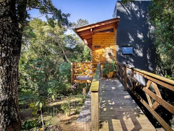 Two Furnished Cabins for Sale in Bombinhas – SC