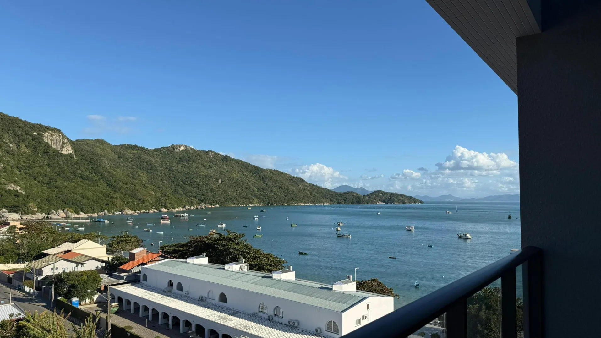 Apartamento em Canto Grande SC - Rocccoimob Imobiliária em Bombinhas