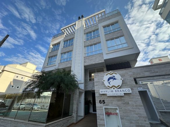Ático Dúplex con 3 Suites en Venta en Mariscal – Residencial Marlim Branco
