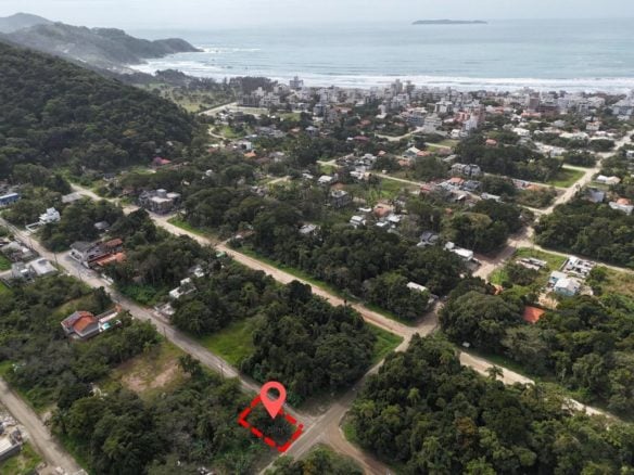 Terreno a Venda em Mariscal Bombinhas – Otima Oportunidade de Investimento 2 - Rocccoimob Imobiliária em Bombinhas