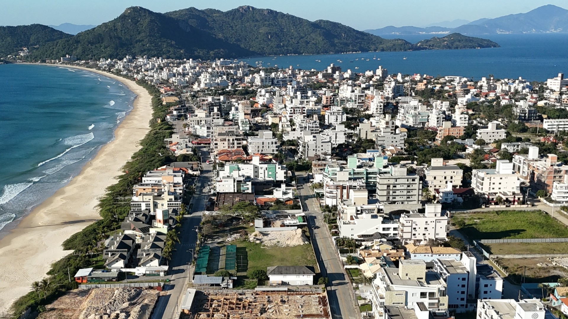 Aerial view of Bombinhas - Rocccoimob Real estate in Bombinhas