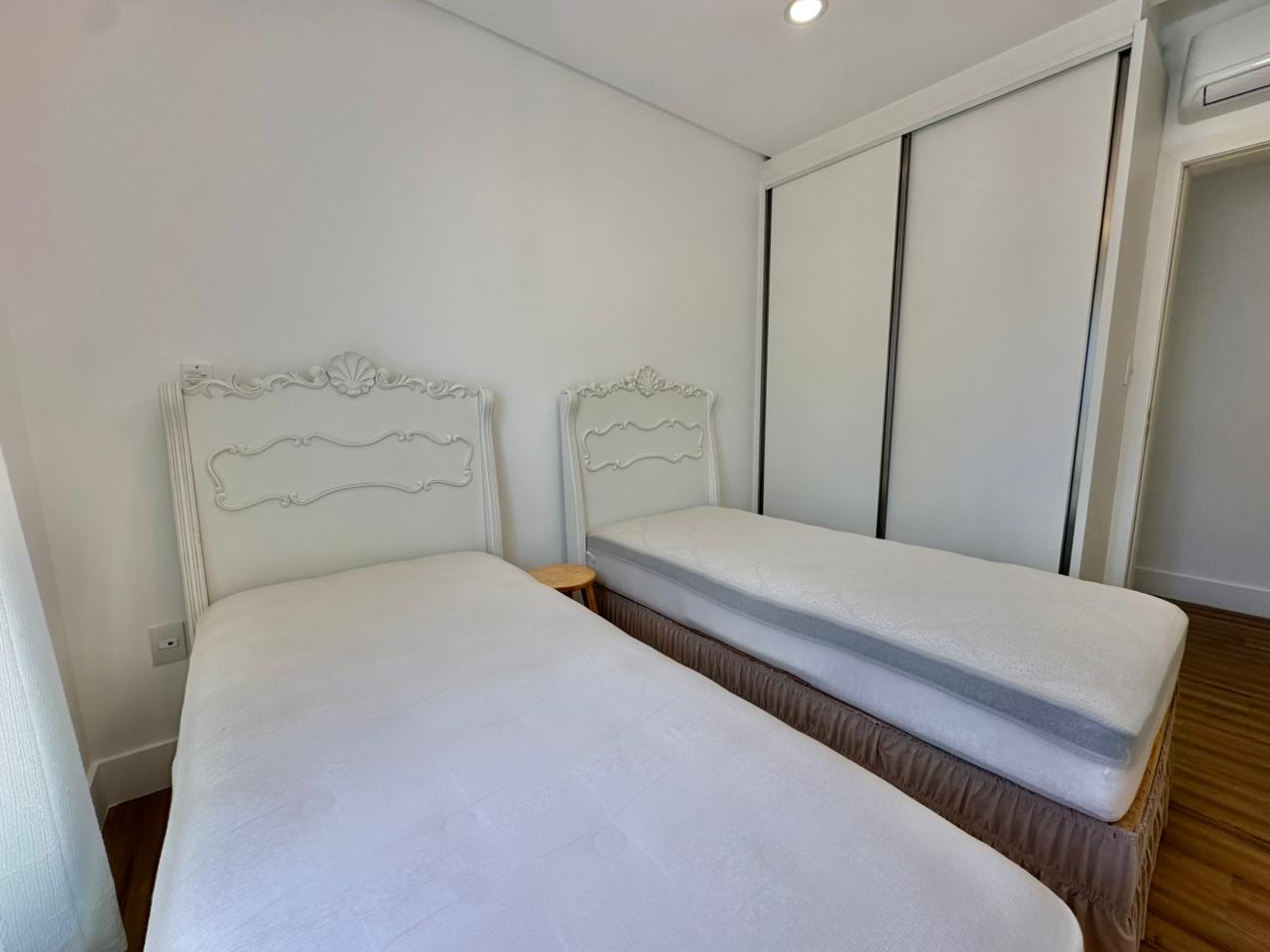 APARTAMENTO FRENTE MAR EM MARISCAL (34) - Rocccoimob Imobiliária em Bombinhas