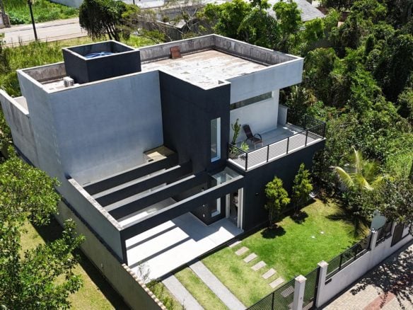 CASA AGATA PRAIA DO MARISCAL (2) - Rocccoimob Imobiliária em Bombinhas