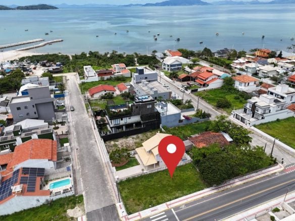 1 - Inmobiliaria Rocccoimob en Bombinhas