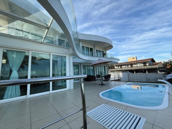 FRENTE MAR ZIMBROS (3) - Rocccoimob Imobiliária em Bombinhas