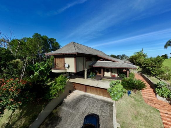Casa à venda no condomínio panorâmico em Bombinhasdji fly 20260414 153838 0084 1776192863204 pano - Rocccoimob Imobiliária em Bombinhas