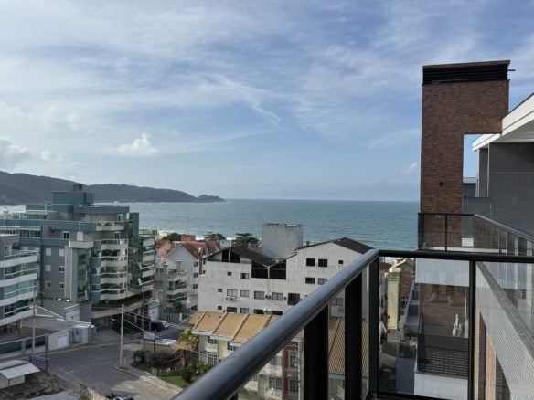 Ático en venta en Bombas, BombinhasIMG 5852 a escala - Rocccoimob Real Estate en Bombinhas