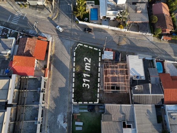 311 m2 1 scaled - Rocccoimob Imobiliária em Bombinhas