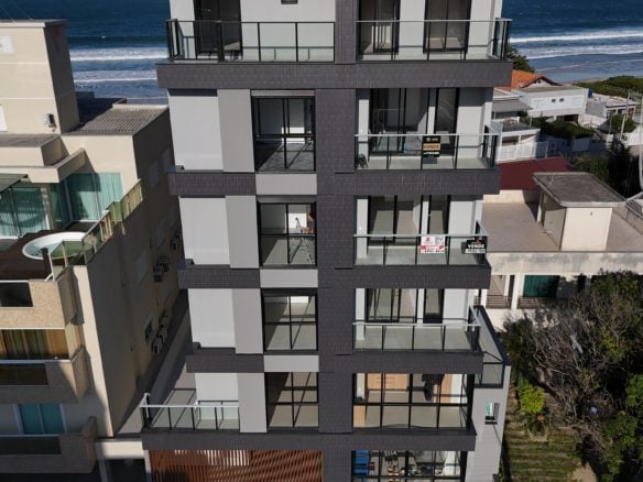 Apartamento pronto a venda na Praia de mariscalDJI 20260521143020 0168 D 2 scaled - Rocccoimob Imobiliária em Bombinhas