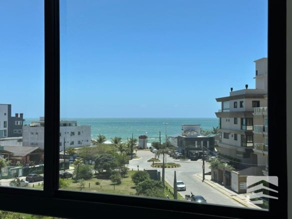 Apartamento com Vista para o Mar — 100 metros da Praia de Mariscal - Rocccoimob Imobiliária em Bombinhas