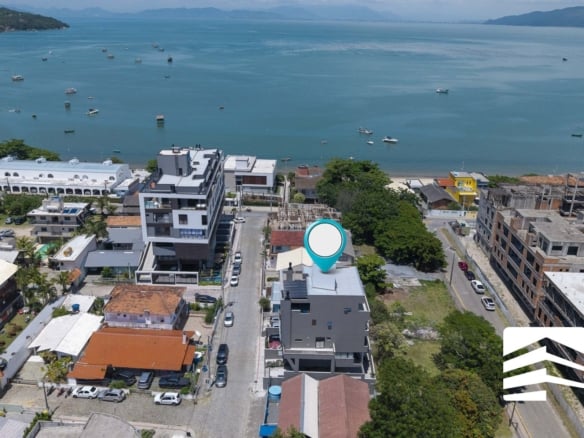 Apartamento mobiliado e decorado, no centrinho de Canto Grande! - Rocccoimob Imobiliária em Bombinhas