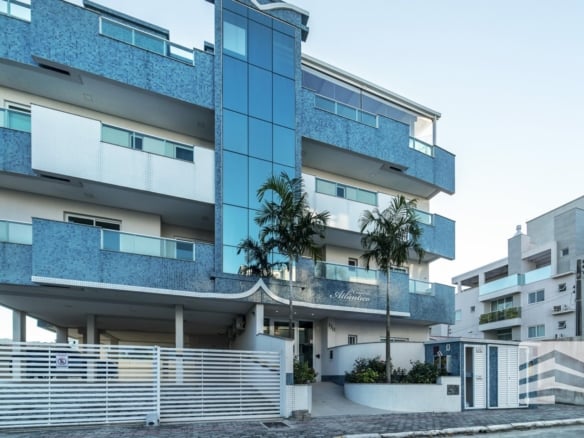 Sofisticação, conforto e proximidade do mar em Mariscal - Rocccoimob Imobiliária em Bombinhas