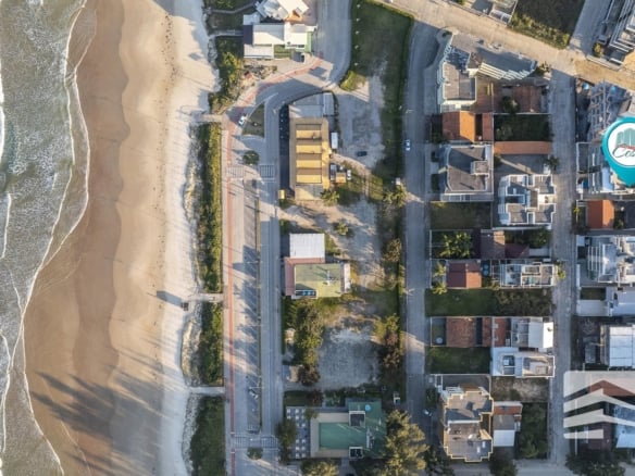 Sofisticação, conforto e proximidade do mar em Mariscal - Rocccoimob Imobiliária em Bombinhas