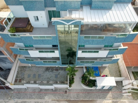 Sofisticação, conforto e proximidade do mar em Mariscal - Rocccoimob Imobiliária em Bombinhas