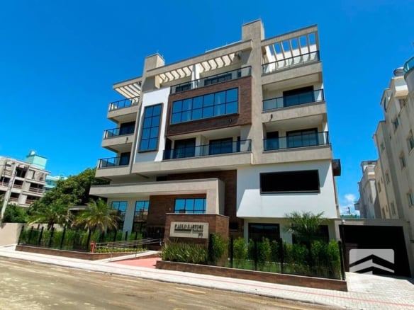 Apartamento 2 suítes em Mariscal a 150 metros da praia