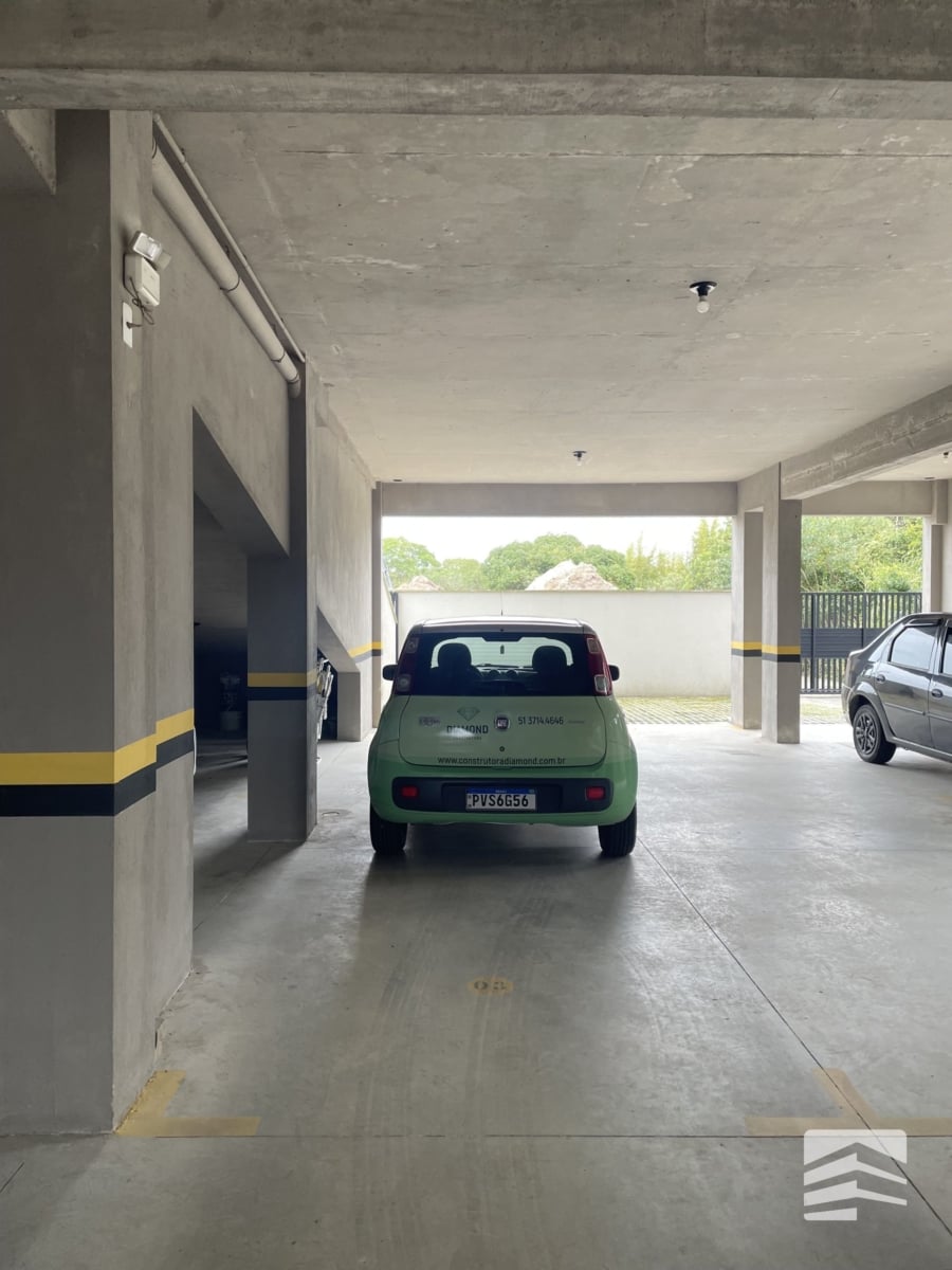 Cobertura Duplex Mobiliada à Venda em Mariscal, Bombinhas – 3 Suítes e Vista Definitiva Para Área de Preservação - Rocccoimob Imobiliária em Bombinhas