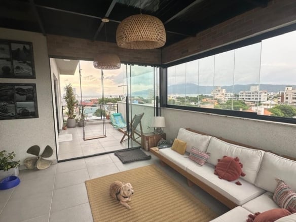 Cobertura com Vista Mar na Praia de Canto Grande – Bombinhas SC